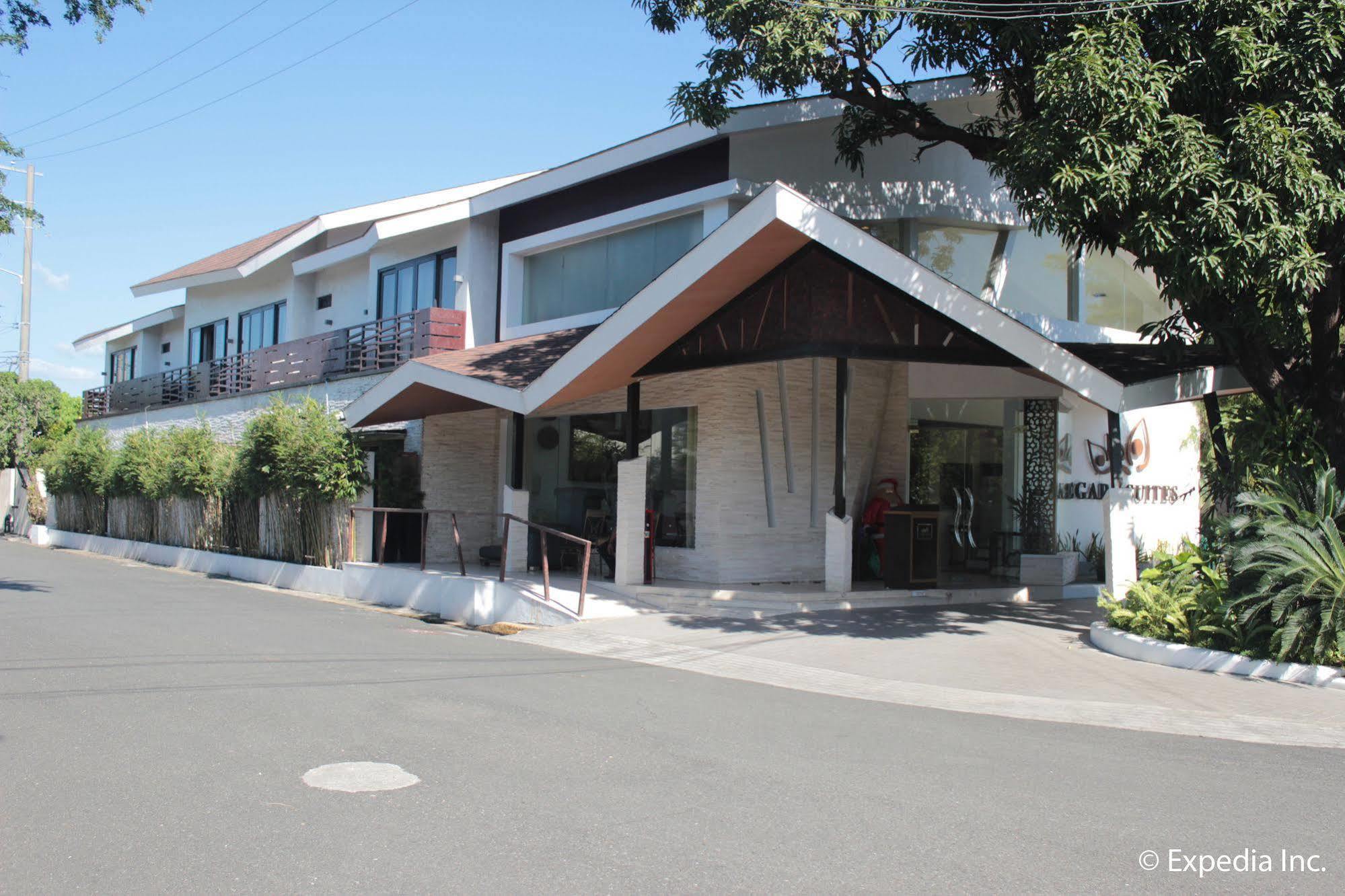 Segara Suites Olongapo Exterior foto